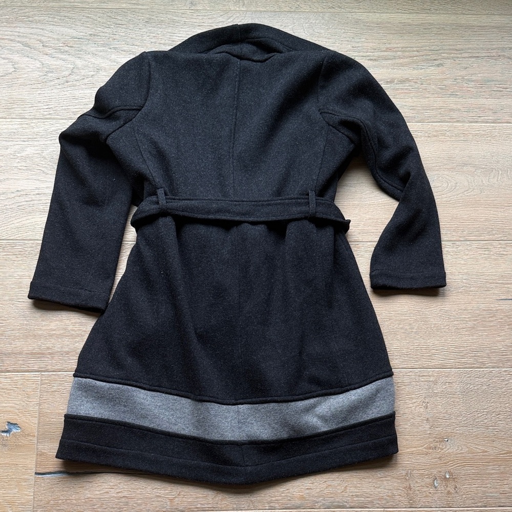 Vince Camuto Black and Gray Belted Wool Blend Jacket - Picture 4 of 5